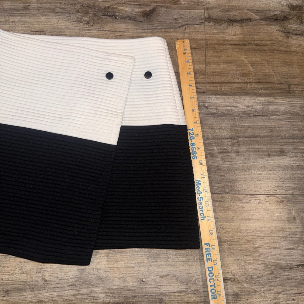 Alice + Olivia Black White Rib Knit Colorblock Zip Pencil Skirt Women's 2 - Picture 3 of 5